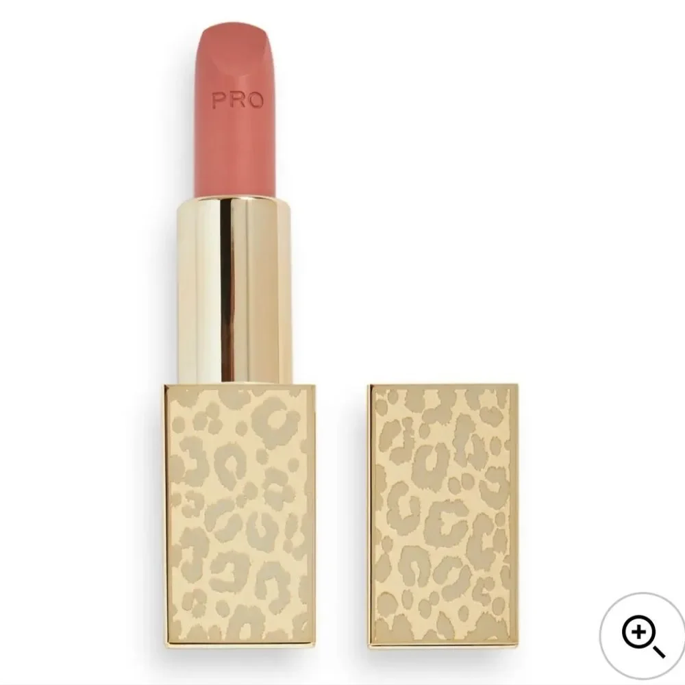 Makeup Revolution color undress